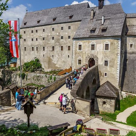 Burg Altpernstein Hotel Micheldorf in Oberosterreich Exterior foto